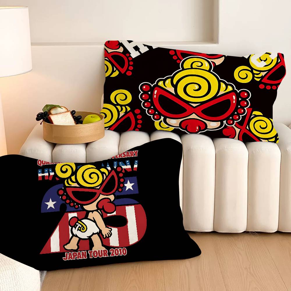 Popüler Sokak LOGOSU H-Hysteri - Home Textiles Logo incelemesi ve fiyatı